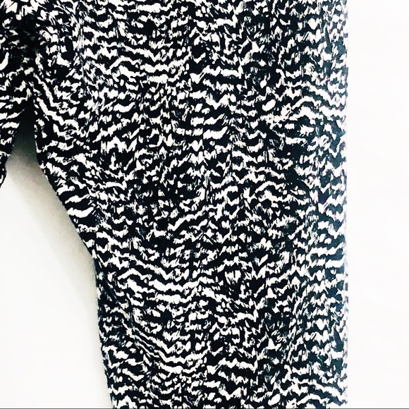 H&M Black and White Leggings Size Small - Picture 3 of 4